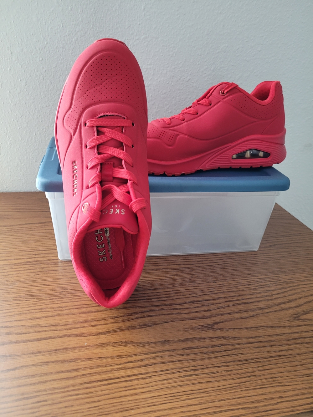 Skechers UNO Women's Bright Red Athletic Sneakers